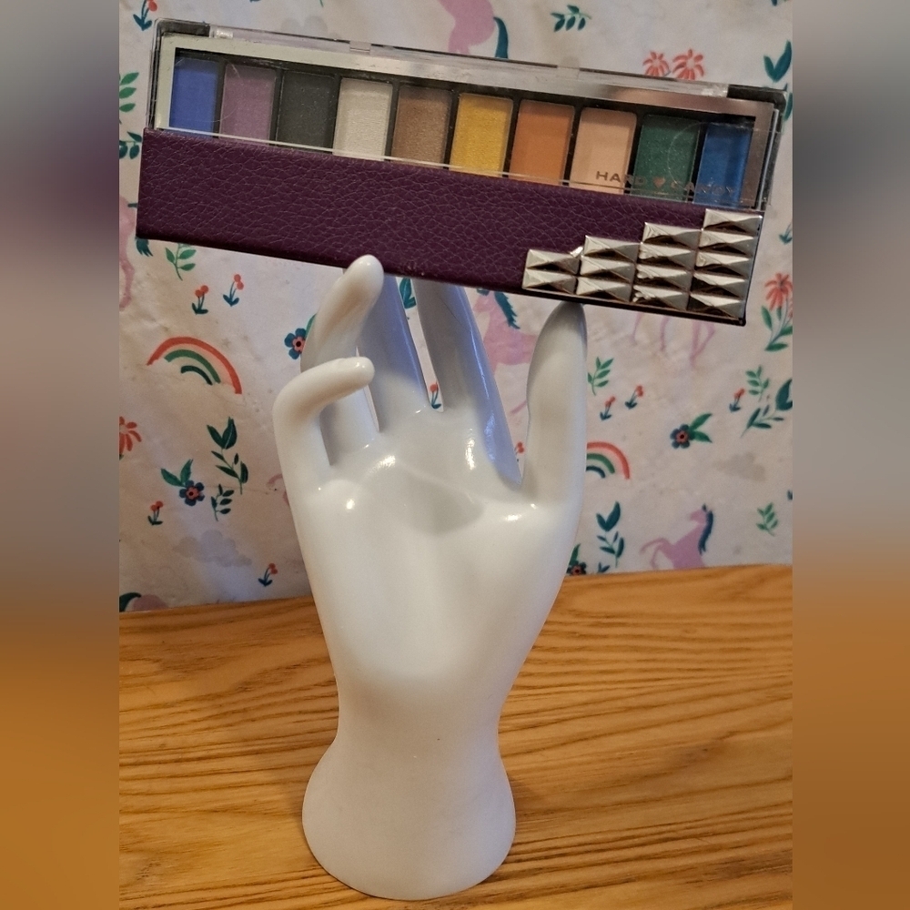 NIB Hard Candy Aphrodisiac Vibrant Eyeshadow Makeup Cosmetic Beauty Pallete